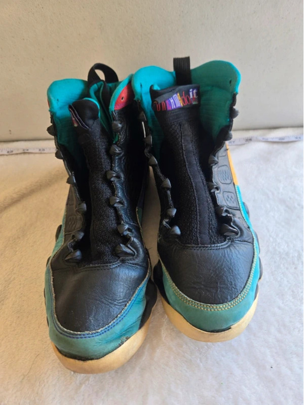 Air Jordan 9 Dream It Do It Retro Sneakers – Size 10 – No Laces